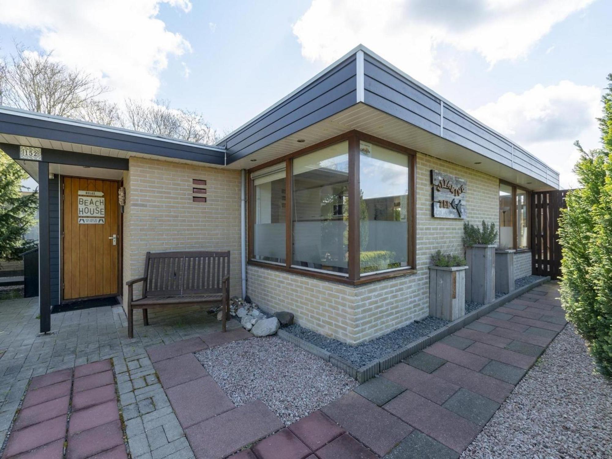 Comfortable Holiday Home By Beach Sint Maartensvlotbrug 외부 사진